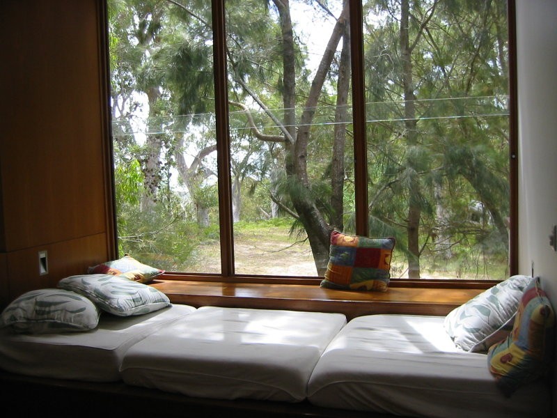 8 Donohue, Point Lookout QLD 4183