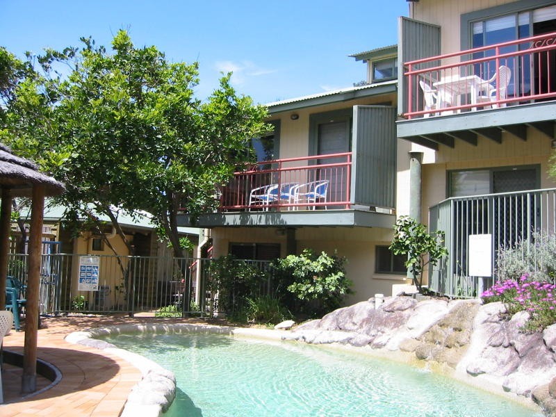 1 Kennedy Drive, Point Lookout QLD 4183
