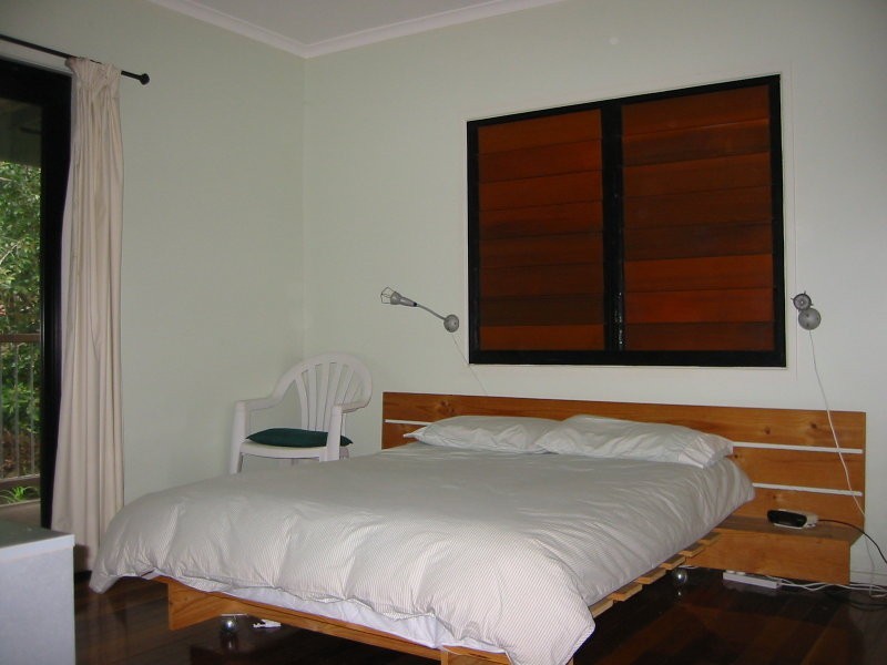 11 Billa Street, Point Lookout QLD 4183