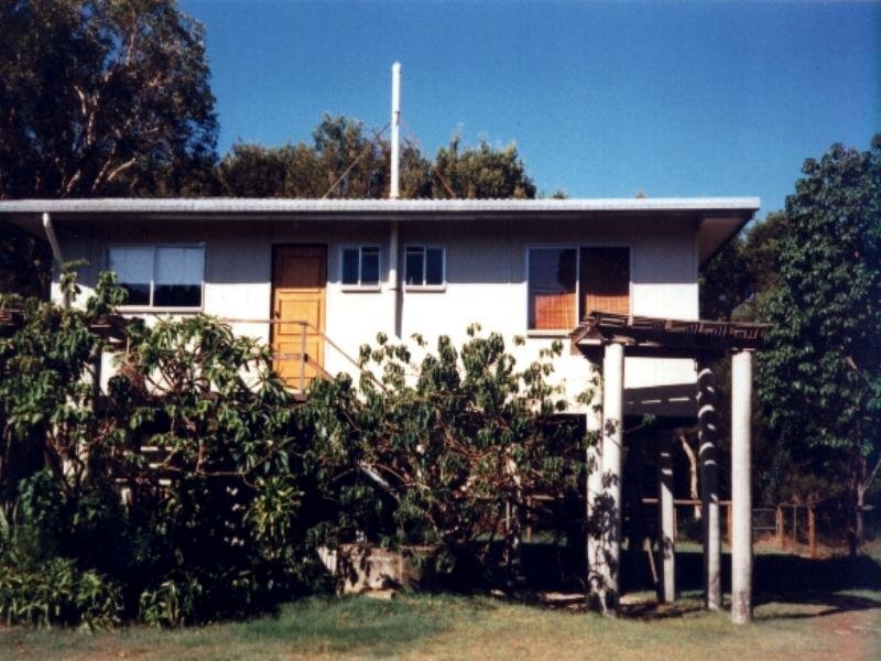 13 Providence Street, Amity Point QLD 4183