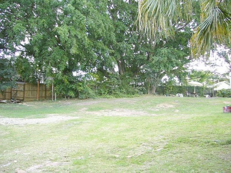 51A Railway Parade, Norman Park QLD 4170