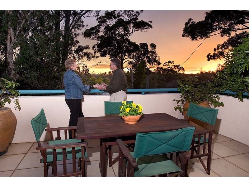 78 Orchard Tce, St Lucia QLD 4067