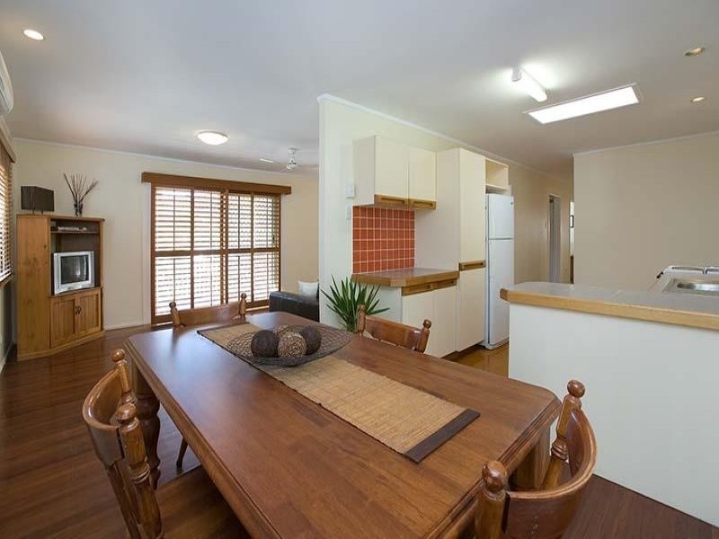 52 Bromwich St, The Gap QLD 4061