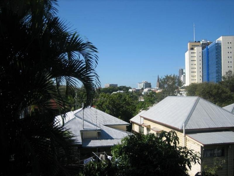 101 Bradley Street, Spring Hill QLD 4000