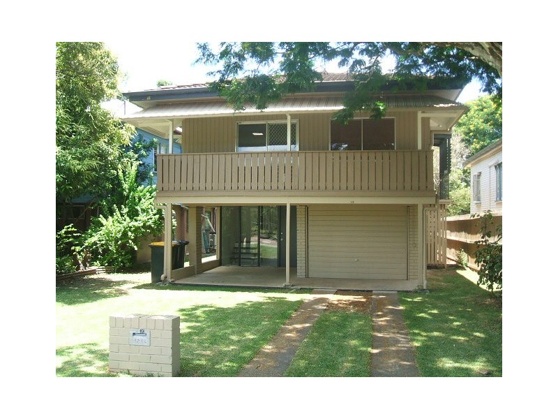 10 Acacia Avenue, Graceville QLD 4075