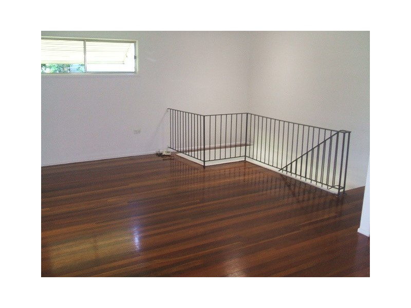 10 Acacia Avenue, Graceville QLD 4075