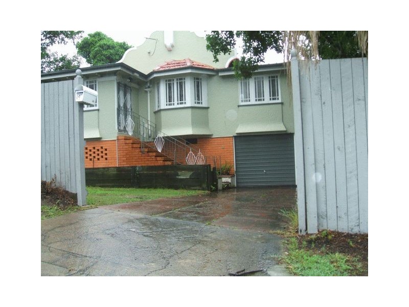 19 Elimatta Drive, Ashgrove QLD 4060