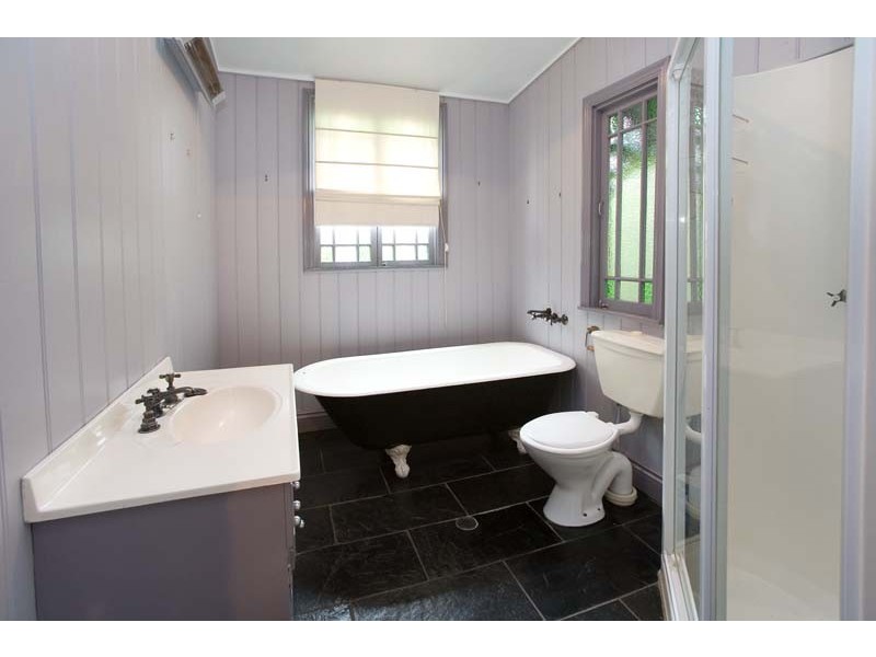 97 Bradley Street, Spring Hill QLD 4000