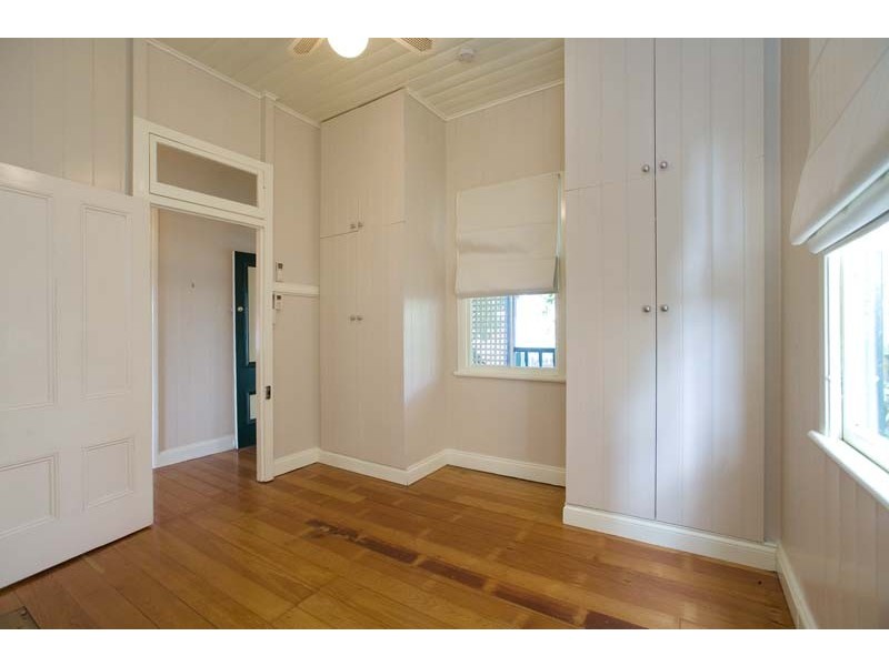 97 Bradley Street, Spring Hill QLD 4000