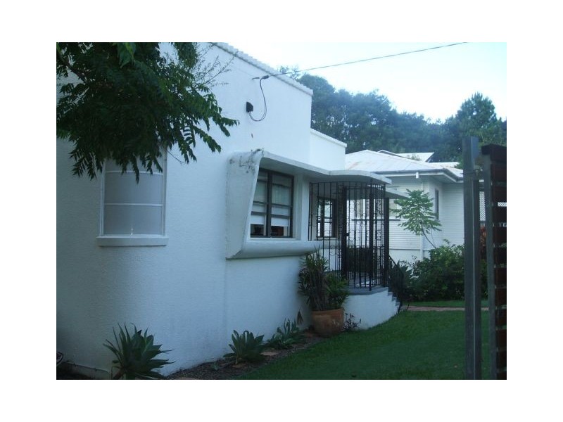 19 Lorward Avenue, Bardon QLD 4065