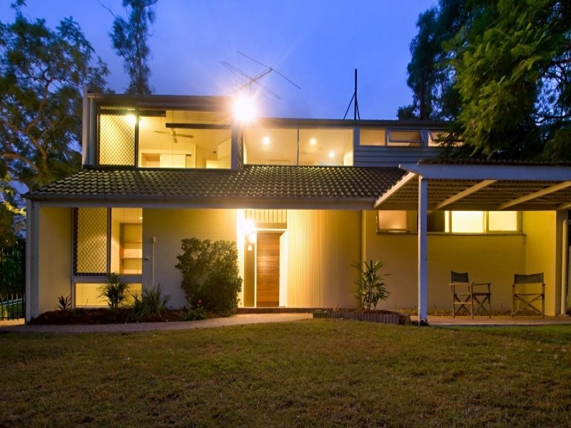 76  Twilight St, Kenmore QLD 4069