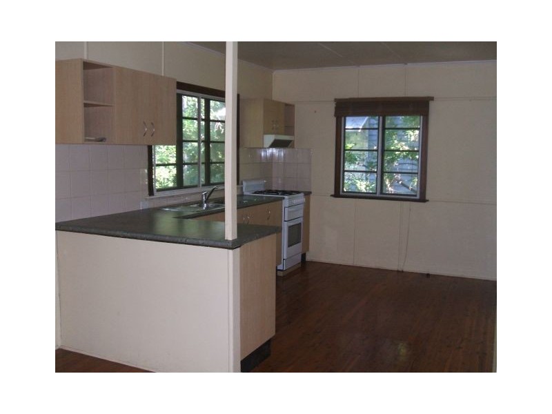 114 Simpsons Road, Bardon QLD 4065