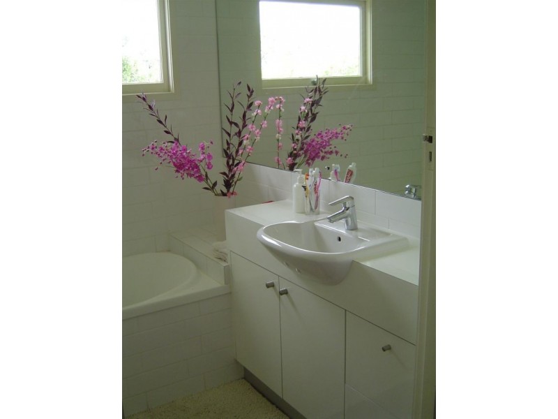 112 Outlook Crescent, Bardon QLD 4065