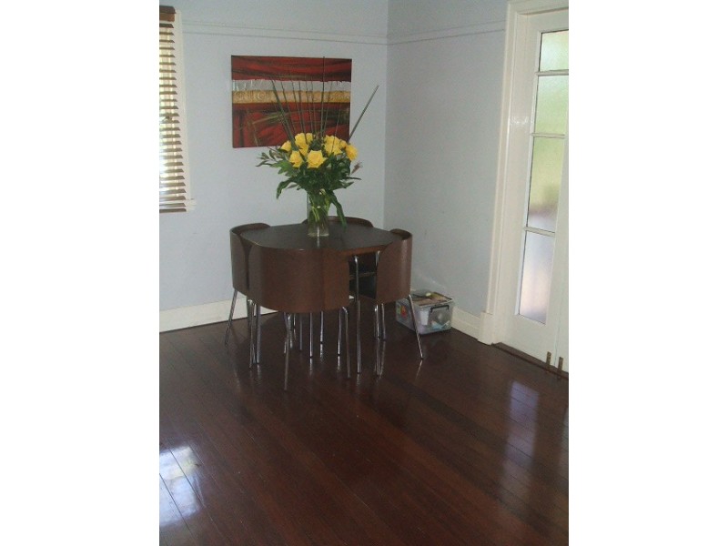 23 Bowman Parade, Bardon QLD 4065