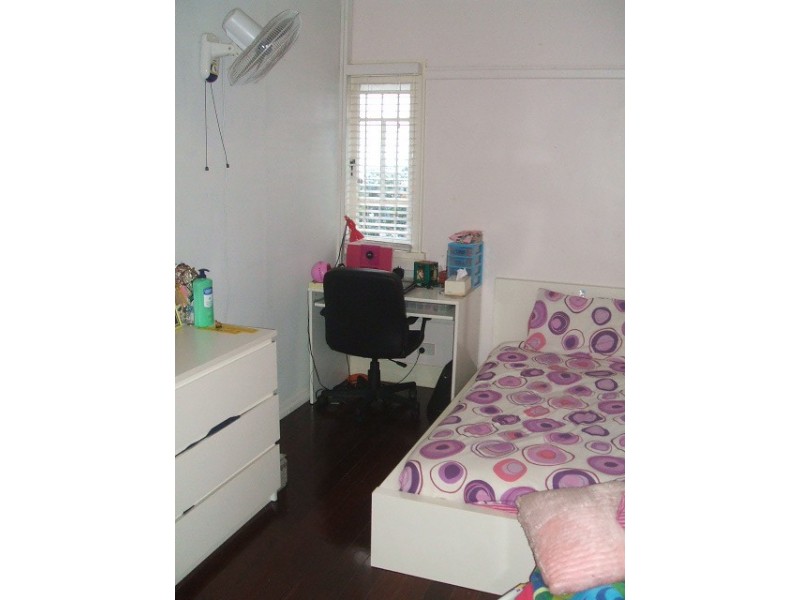 23 Bowman Parade, Bardon QLD 4065