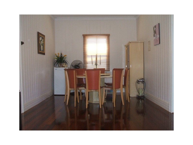 7 York Parade, Spring Hill QLD 4000