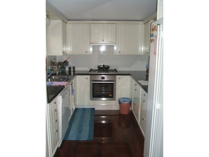 7 York Parade, Spring Hill QLD 4000