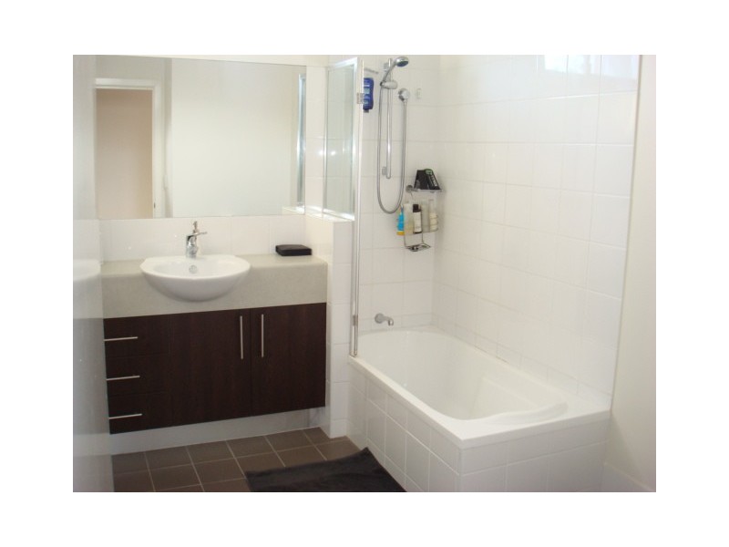 13 Windemere Avenue, Morningside QLD 4170