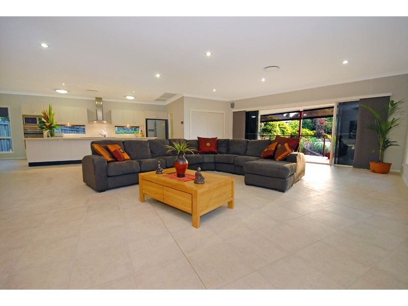 23 Vakuta Street, Fig Tree Pocket QLD 4069