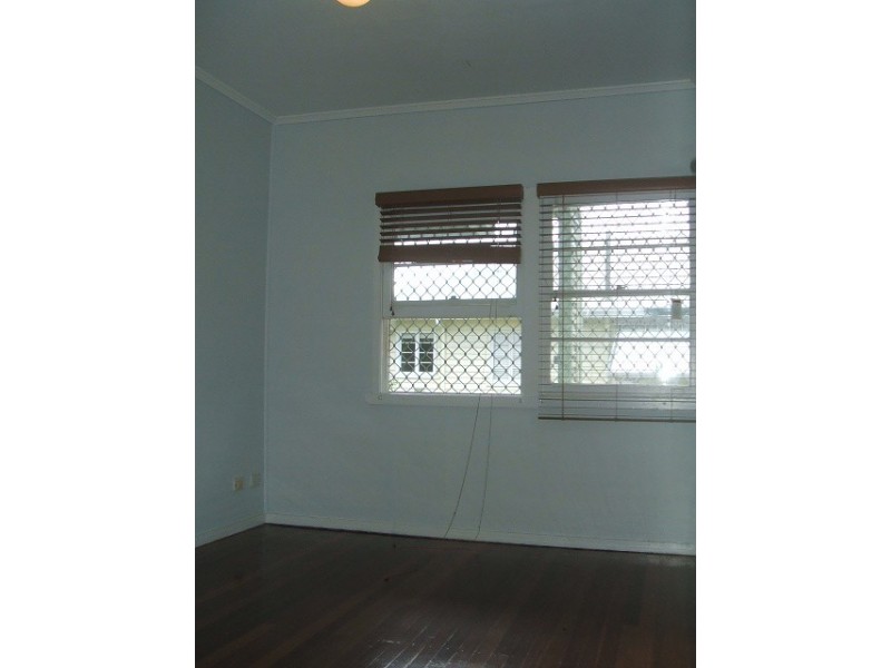 21 Kamber Street, Bardon QLD 4065