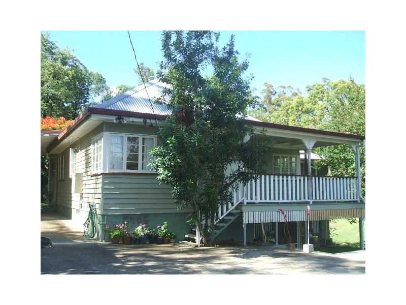 22 Vimy Street, Bardon QLD 4065