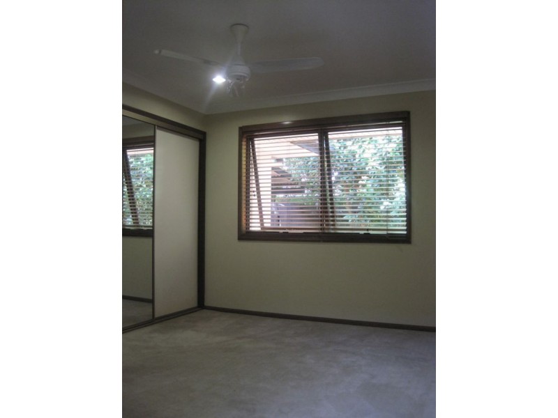 9 Clarkson Place, Kenmore Hills QLD 4069