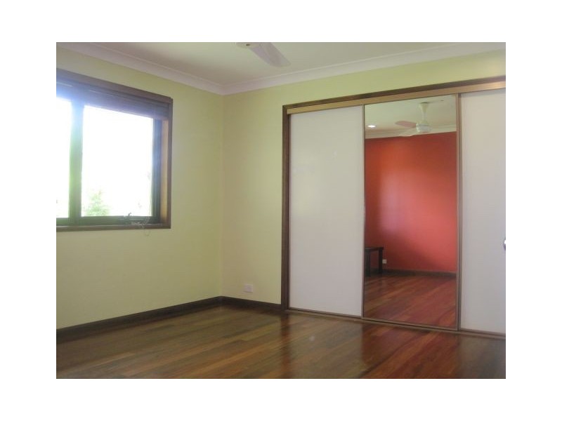 9 Clarkson Place, Kenmore Hills QLD 4069