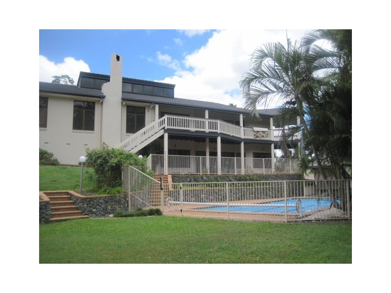 9 Clarkson Place, Kenmore Hills QLD 4069