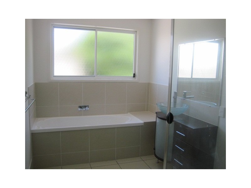 2/12 Mordant Street, Ascot QLD 4007