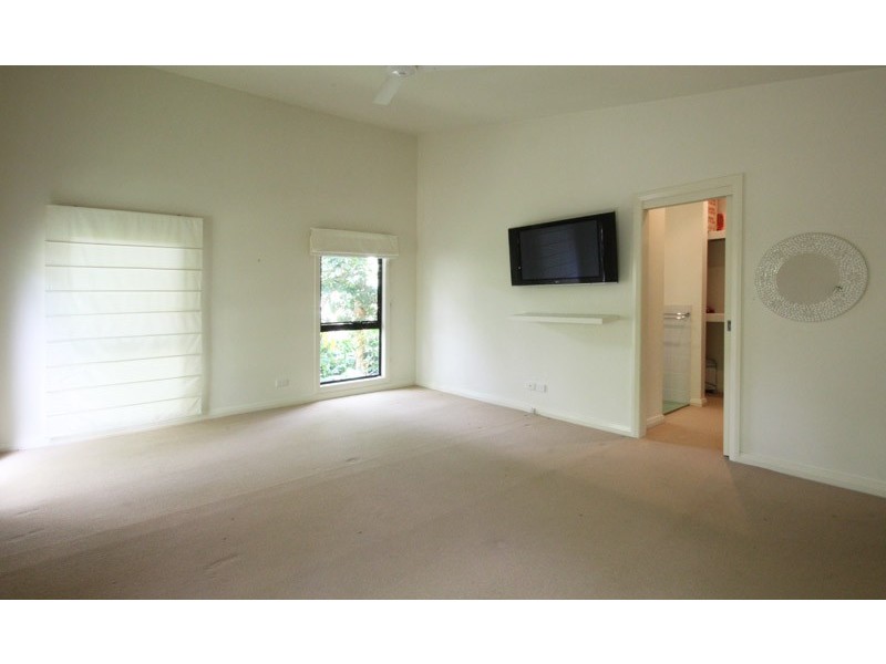 91 Stuartholme Road, Bardon QLD 4065