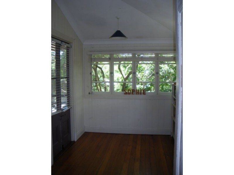 28 Arthur Terrace, Red Hill QLD 4059