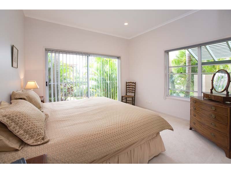 17 Drysdale Cres, Brookfield QLD 4069
