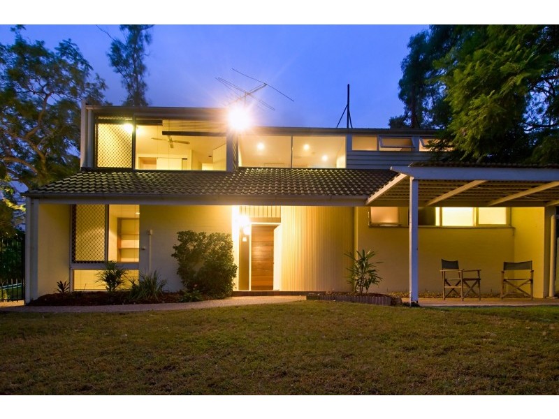 76 Twilight Street, Kenmore QLD 4069