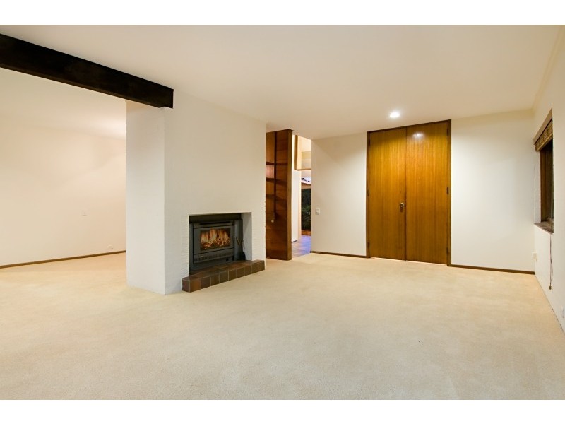 76 Twilight Street, Kenmore QLD 4069