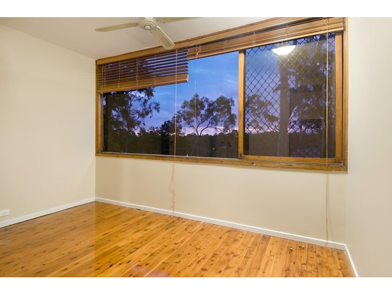 76 Twilight Street, Kenmore QLD 4069