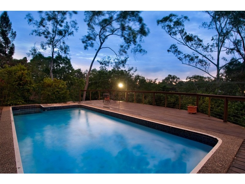 76 Twilight Street, Kenmore QLD 4069