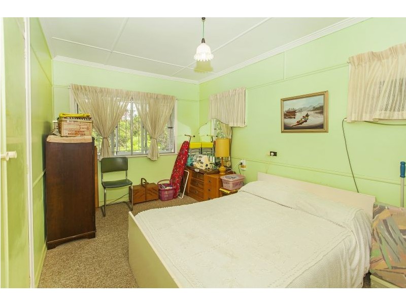 72 Outlook Crescent, Bardon QLD 4065