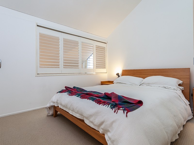 63 Ironside Street, St Lucia QLD 4067