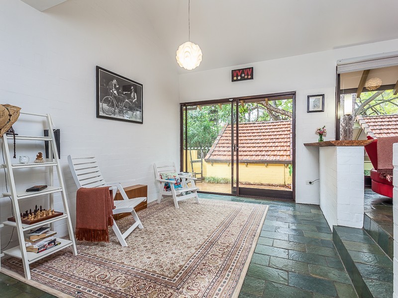 63 Ironside Street, St Lucia QLD 4067