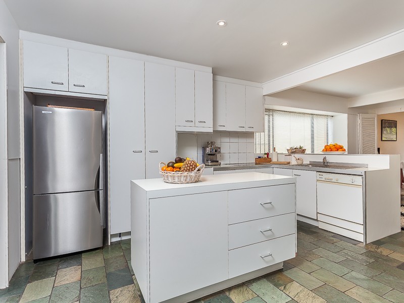 63 Ironside Street, St Lucia QLD 4067