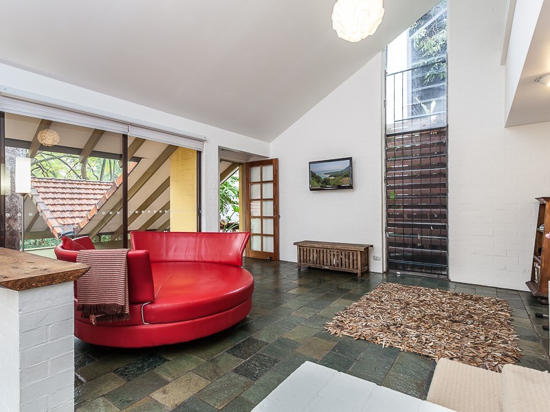 63 Ironside Street, St Lucia QLD 4067