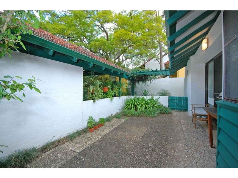 61 Ironside Street, St Lucia QLD 4067