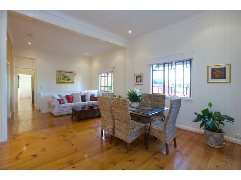 9 Harriet Street, Red Hill QLD 4059