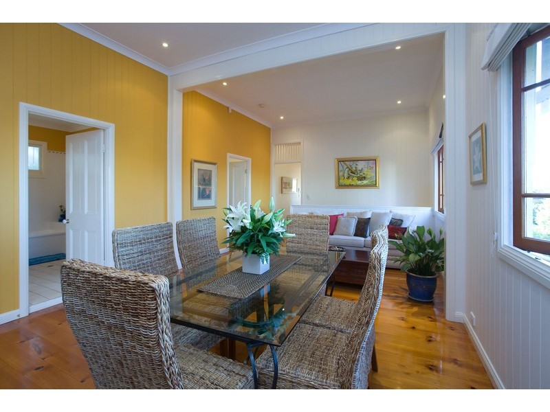 9 Harriet Street, Red Hill QLD 4059