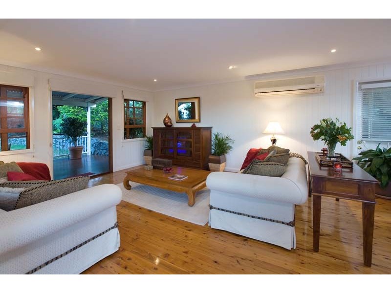 9 Harriet Street, Red Hill QLD 4059