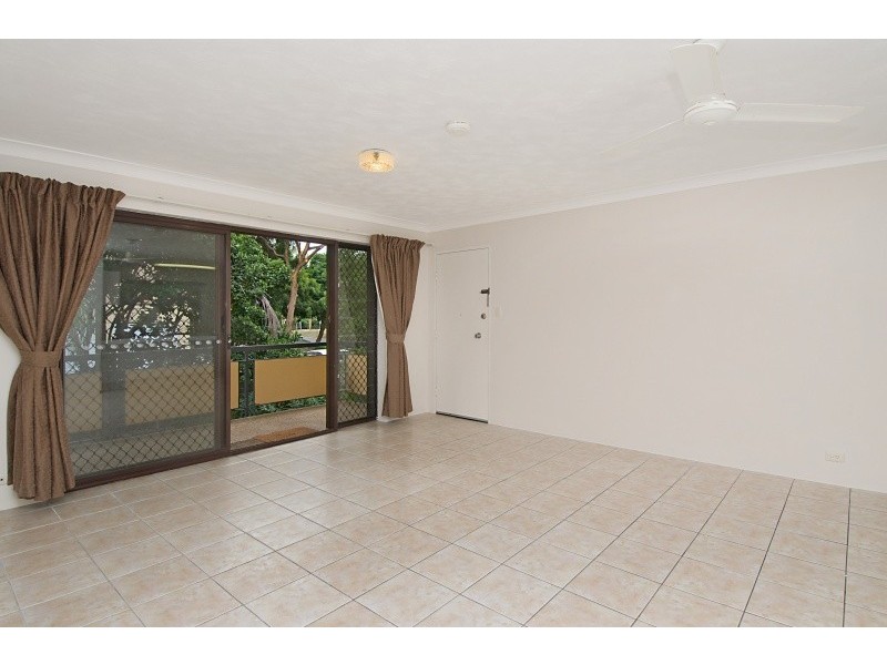 2/8 Bryce Street, St Lucia QLD 4067