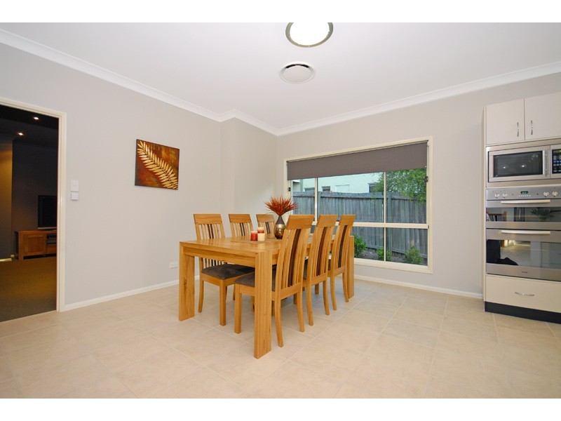 23 Vakuta Street, Fig Tree Pocket QLD 4069