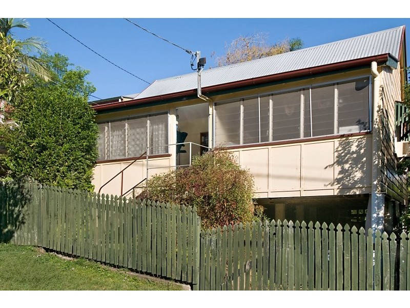 18  Bathurst Street, Red Hill QLD 4059