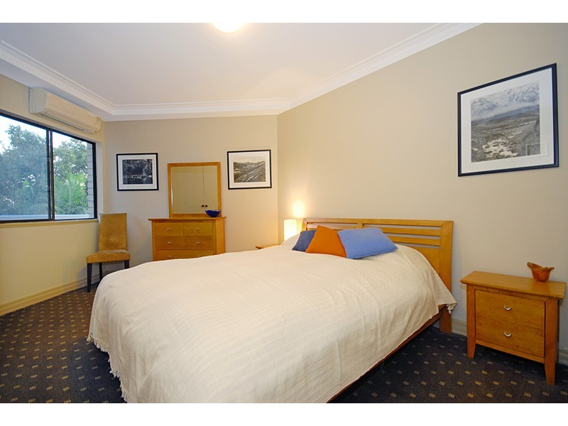 3/40. Cambridge Street, Red Hill QLD 4059