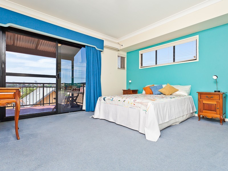 2/217 Baroona Road, Paddington QLD 4064